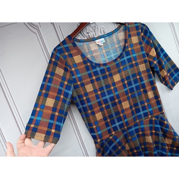 LuLaRoe Dress Women's SZ M Fit & Flare Blue/Bronze Plaid Half Sleeves Pockets EC - Picture 4 of 15